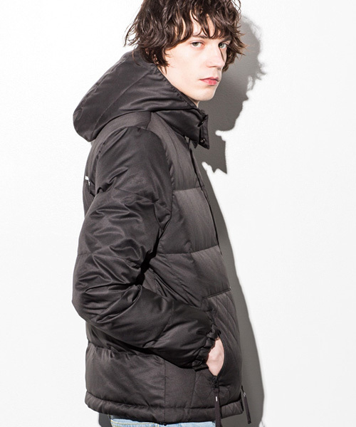 NUMBER (N)INE DENIM(ナンバーナインデニム)の「NUMBER (N)INE DENIM(ナンバーナインデニム)リップストップダウンジャケット(ダウンジャケット/コート・メンズ・ブラック/ネイビー・SMALL/MEDIUM/LARGE)」の3枚目の写真