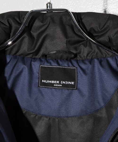 NUMBER (N)INE DENIM(ナンバーナインデニム)の「NUMBER (N)INE DENIM(ナンバーナインデニム)リップストップダウンジャケット(ダウンジャケット/コート・メンズ・ブラック/ネイビー・SMALL/MEDIUM/LARGE)」の11枚目の写真