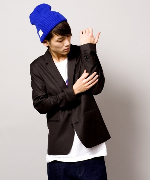 WEGO(ウィゴー)の「ノッチド2Bテーラードジャケット(テーラードジャケット・メンズ・ブラック/ライトグレー/ターコイズブルー・SMALL/MEDIUM/LARGE)」の2枚目の写真