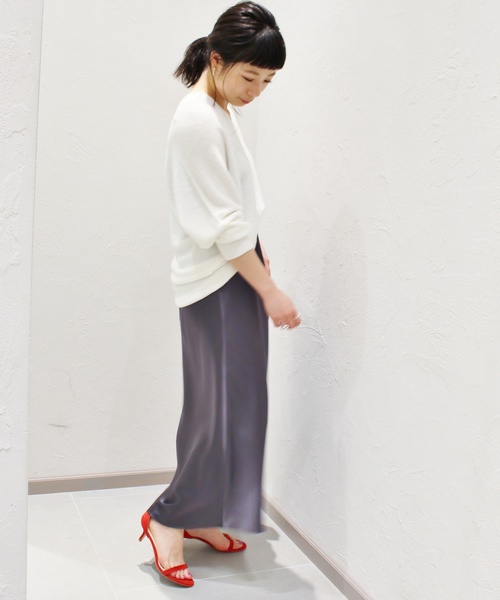 plage（プラージュ）の「Satin Bias ロングスカート◆（スカート・レディース・チャコールグレー/ベージュ・FREE）」の21枚目の写真