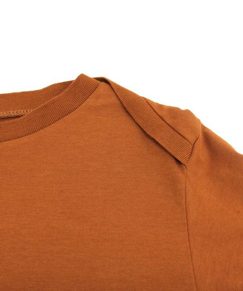 RNA-N（アールエヌエーエヌ）の「M0869 プレーティングボートネックTシャツ（Tシャツ/カットソー・レディース・ライトグレー/ブラック/ライトブラウン/スモークピンク・MEDIUM）」の16枚目の写真