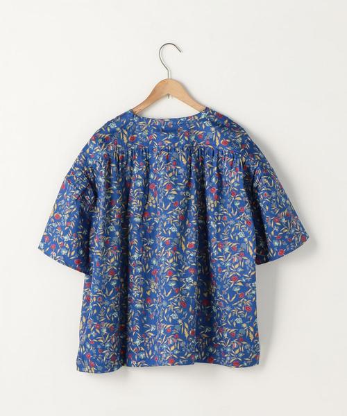 coen（コーエン）の「コットンサテン小花柄ブラウス(フラワープリントブラウス)（シャツ/ブラウス・レディース・ネイビー/レッド・FREE）」の5枚目の写真