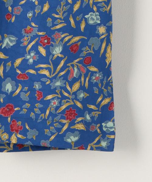 coen（コーエン）の「コットンサテン小花柄ブラウス(フラワープリントブラウス)（シャツ/ブラウス・レディース・ネイビー/レッド・FREE）」の9枚目の写真