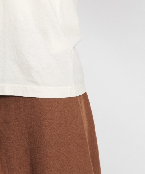 niko and...（ニコアンド）の「USAコットンフレンチ袖UVプルオーバー（Tシャツ/カットソー・レディース・ダークブラウン/レッド/マスタード/アイボリー/ベージュ/ブラック・MEDIUM/LARGE）」の17枚目の写真