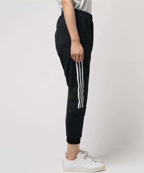 adidas（アディダス）の「W SPORT ID ブライトピケジョガーパンツ（その他パンツ・レディース・ブラック/ネイビー・SMALL/MEDIUM/LARGE/X-LARGE）」の3枚目の写真