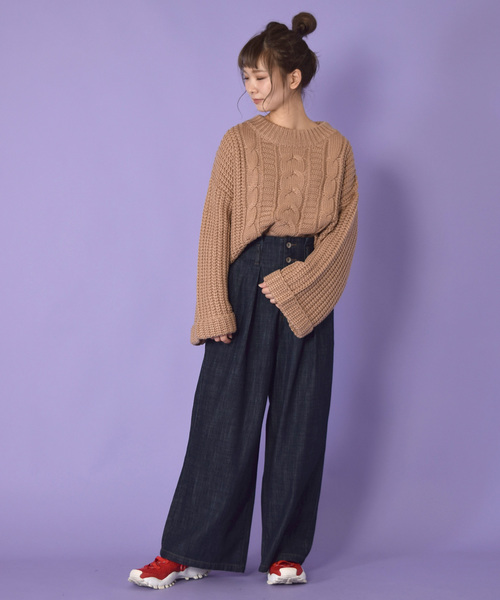 w closet（ダブルクローゼット）の「ケーブルビッグ袖プルオーバー_（ニット/セーター・レディース・ホワイト/モカ/キャメル・FREE）」の11枚目の写真