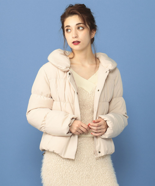 MIIA（ミーア）の「フード付きショートダウンジャケット（ダウン