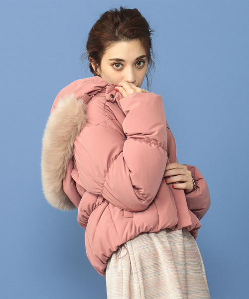 MIIA（ミーア）の「フード付きショートダウンジャケット（ダウン