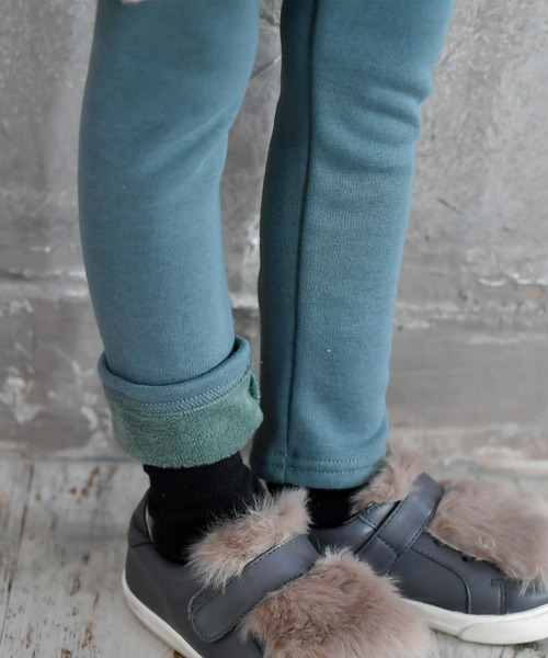 Bee des Bee（ビーデスビー）の「裏起毛 無地レギンスパンツ（レギンス/スパッツ・キッズ・カーキ/ラベンダー/ブルーグレー/グレー/ワイン/チャコール/ブラック/ネイビー/ライトピンク/ダークグリーン/アイボリー/マスタード/ミント/サンドベージュ/ライトブルー/パープル系その他/テラコッタ/ベビーピンク/ライトブラック/グレイッシュベージュ/ダークブラウン/ネイビー系/パープル系その他2/ブラウン/ベージュ/ライトグレー/セージグリーン/ピンク系その他/ピンク/グリーン系その他/チャコールアッシュ/ホワイト/パープル系その他4/パープル系その他3/ネイビー系1/ブルー/チャコールグレー/ピンク系その他2/イエロー/カーキブラウン/ピンク系その他3/グリーン/ベージュ系その他/ピンク系/モカ/グリーン系/ブルー系/杢グレー/アッシュグレー/ピンク系1/ブルー系1/ライトパープル・120cm/90cm/110cm/130cm/100cm/140cm/150cm）」の10枚目の写真