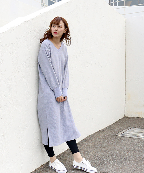 n'ee-ne(ネーネ)の「リブワンピース(ワンピース・レディース・ブラック/グリーン/スミクロ/キャメル/杢グレー/ピンクベージュ/ライトグレー・FREE)」の3枚目の写真