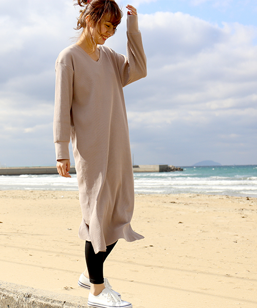 n'ee-ne(ネーネ)の「リブワンピース(ワンピース・レディース・ブラック/グリーン/スミクロ/キャメル/杢グレー/ピンクベージュ/ライトグレー・FREE)」の20枚目の写真