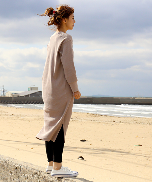 n'ee-ne(ネーネ)の「リブワンピース(ワンピース・レディース・ブラック/グリーン/スミクロ/キャメル/杢グレー/ピンクベージュ/ライトグレー・FREE)」の21枚目の写真