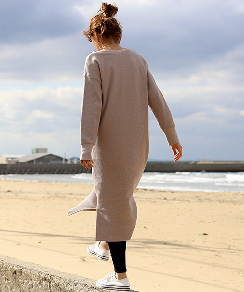 n'ee-ne(ネーネ)の「リブワンピース(ワンピース・レディース・ブラック/グリーン/スミクロ/キャメル/杢グレー/ピンクベージュ/ライトグレー・FREE)」の22枚目の写真