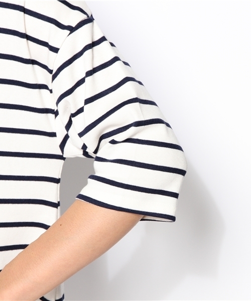 laule'a sunny side store(ラウレアサニーサイドストア)の「VネックイレギュラーヘムボーダーTee(Tシャツ/カットソー・レディース・ブルー/杢グレー/ネイビー/グレー・FREE)」の9枚目の写真