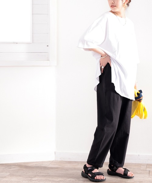 classicalelf(クラシカルエルフ)の「大人のリラクシー感。コットンのタック入りテーパードパンツ(スラックス・レディース・ブラック/ベージュ/カーキ/アイボリー・SMALL/MEDIUM/LARGE/X-LARGE/XX-LARGE)」の11枚目の写真