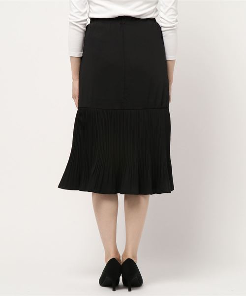 KOBE LETTUCE（コウベレタス）の「裾切り替えミモレ丈プリーツスカート（スカート・レディース・ブラック/オフホワイト/ブラック系その他・FREE）」の9枚目の写真
