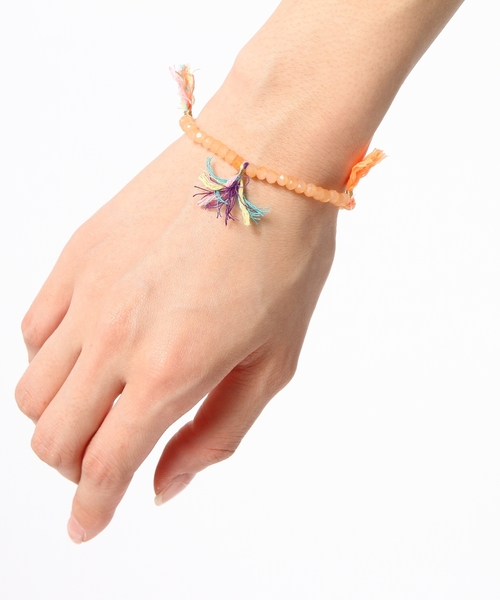 field/dream（フィールドドリーム）の「フリンジブレス（ブレスレット・レディース・ピンク系/イエロー系/ブルー系/ネイビー系・F）」の5枚目の写真