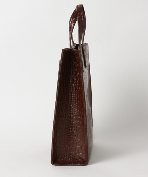 LOWRYS FARM(ローリーズファーム)の「スクエアショルダーBAG 864933(ショルダーバッグ・レディース・ブラック/ベージュ/ブラウン・FREE)」の6枚目の写真