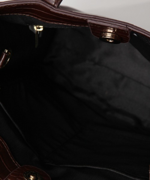 LOWRYS FARM(ローリーズファーム)の「スクエアショルダーBAG 864933(ショルダーバッグ・レディース・ブラック/ベージュ/ブラウン・FREE)」の16枚目の写真