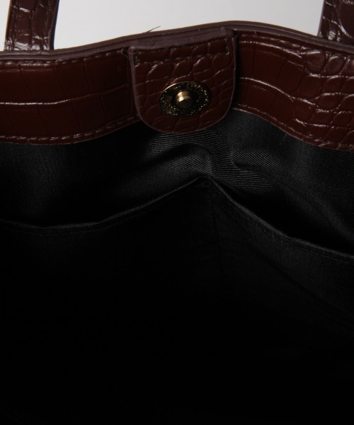 LOWRYS FARM(ローリーズファーム)の「スクエアショルダーBAG 864933(ショルダーバッグ・レディース・ブラック/ベージュ/ブラウン・FREE)」の15枚目の写真