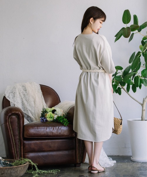 Mysa&Liina（ミーサリーナ）の「左胸ワンポイントロゴTワンピース（ワンピース・レディース・ブラック/ベージュ/ブラウン/オフホワイト・M）」の11枚目の写真