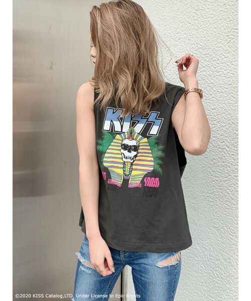 GYDA（ジェイダ）の「KISS タンクトップ（タンクトップ・レディース・チャコールグレー/オフホワイト・FREE）」の2枚目の写真