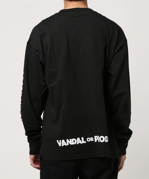 Right-on（ライトオン）の「【BRANDALISED】ビッグアートプリントロンＴ（Tシャツ/カットソー・メンズ・ホワイト/オフホワイト/ホワイト×ホワイト/ブラック/オレンジ/グリーン・M/L/XL）」の7枚目の写真