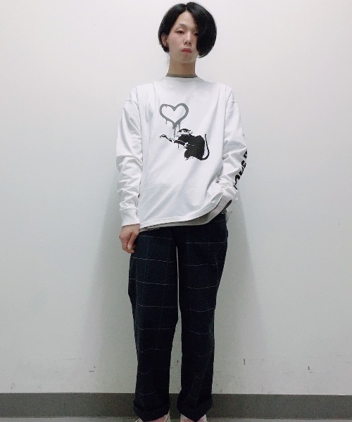 Right-on（ライトオン）の「【BRANDALISED】ビッグアートプリントロンＴ（Tシャツ/カットソー・メンズ・ホワイト/オフホワイト/ホワイト×ホワイト/ブラック/オレンジ/グリーン・M/L/XL）」の12枚目の写真