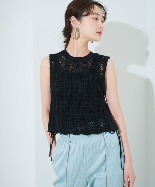 STUDIOUS(ステュディオス)の「【STUDIOUS】へリンボンクロシェレースアップトップス(ニット/セーター・レディース・アイボリー/ブラック・FREE)」の16枚目の写真
