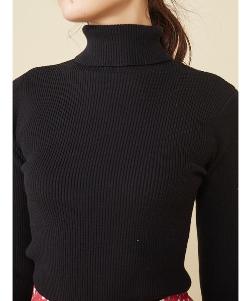 ROYAL PARTY(ロイヤルパーティー)の「【洗えるニット】ハイネックスリーブ釦ニットトップス(ニット/セーター・レディース・オフホワイト/キャメル/レッド/ブラック/ブラック系その他/グレー/ブラウン/イエロー/オレンジ/マルチ・FREE)」の14枚目の写真