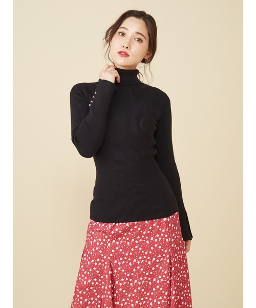 ROYAL PARTY(ロイヤルパーティー)の「【洗えるニット】ハイネックスリーブ釦ニットトップス(ニット/セーター・レディース・オフホワイト/キャメル/レッド/ブラック/ブラック系その他/グレー/ブラウン/イエロー/オレンジ/マルチ・FREE)」の17枚目の写真