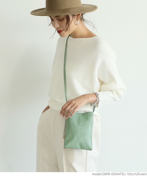 coca(coca)(コカ)の「無地ポシェット(ショルダーバッグ・レディース・ホワイト/ブラック/レッド/イエロー/ゴールド/グリーン・ONE SIZE)」の19枚目の写真