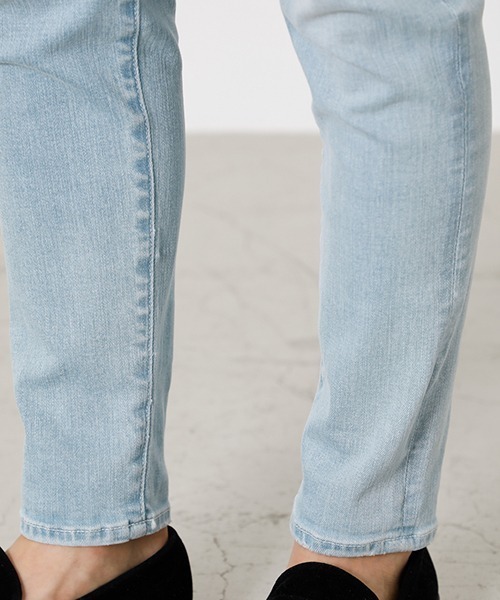 AZUL by moussy（アズールバイマウジー）の「A PERFECT DENIM/アパーフェクトデニム（デニムパンツ・メンズ・ライトブルー/ブラック/ブルー・X-SMALL/SMALL/X-LARGE/LARGE/MEDIUM）」の6枚目の写真