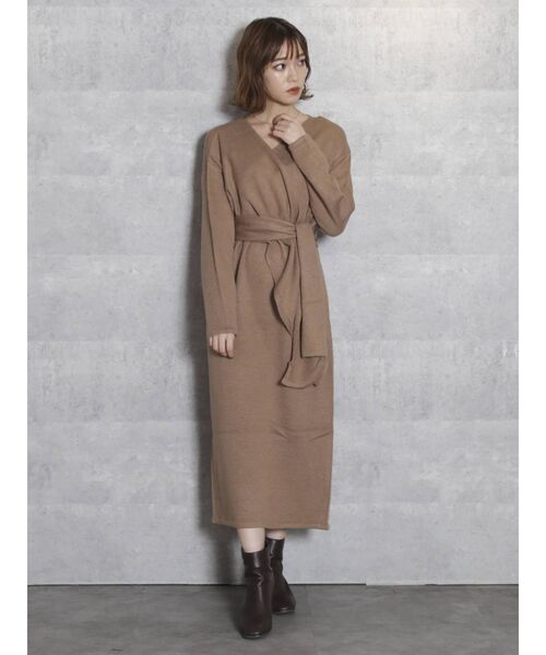 dazzlin（ダズリン）の「カシュクールラップニットワンピース【WEB限定】（ワンピース・レディース・グレー/ブラウン/モカ・FREE）」の4枚目の写真