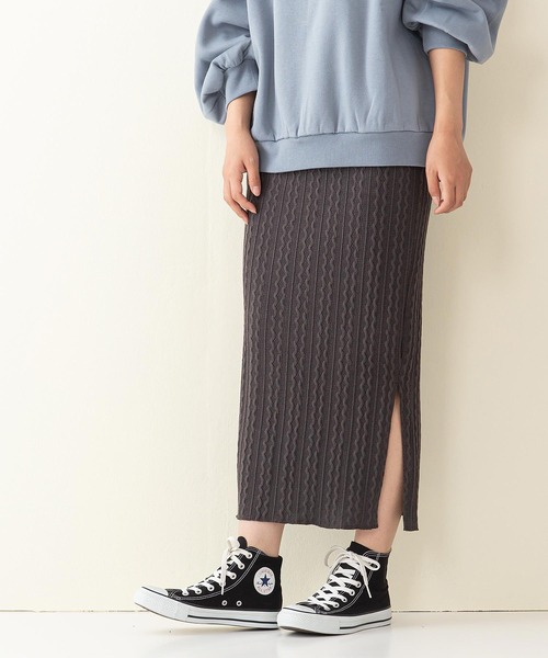 INNOCENT BLUE（イノセントブルー）の「【innocent blue/イノセントブルー】サイドスリットタイトスカート　ニットソー素材　ウエストゴム仕様（スカート・レディース・ブラック/グリーン/ライトベージュ/アイボリー/ブラウン・MEDIUM）」の6枚目の写真