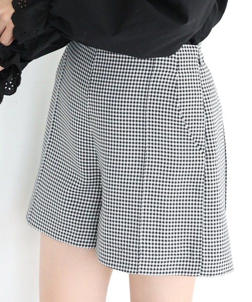 one after another NICE CLAUP（ワンアフターアナザーナイスクラップ）の「ハイウエストショートパンツ（その他パンツ・レディース・アイボリー/ブラック/チェック・FREE）」の3枚目の写真