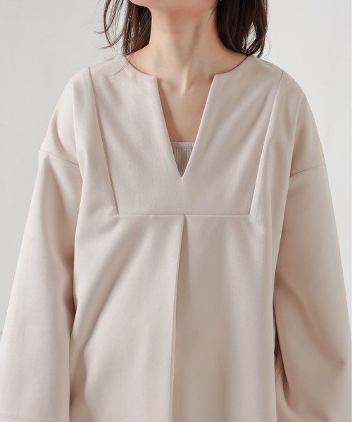 natural couture（ナチュラルクチュール）の「ポンチスエードキーネックチュニック（その他トップス・レディース・チャコールグレー/アイボリー/ラベンダー・FREE）」の17枚目の写真