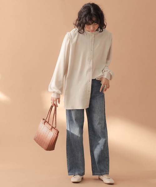 Bab(バブ)の「2wayショルダータックブラウス(シャツ/ブラウス・レディース・アイボリー/ミント/ブラック・38)」の4枚目の写真