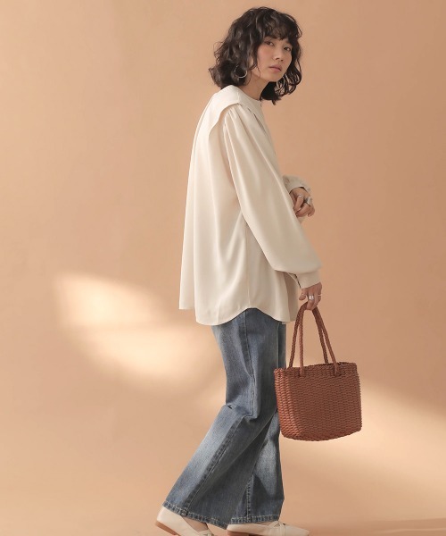 Bab(バブ)の「2wayショルダータックブラウス(シャツ/ブラウス・レディース・アイボリー/ミント/ブラック・38)」の7枚目の写真