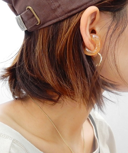 minia（ミニア）の「アクリルイヤーカフ　◇（イヤーカフ・レディース・イエロー/グリーン/オレンジ/クリア/ブルー・FREE）」の12枚目の写真