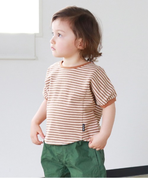 quoti use fith（クゥオティ　ユース　フィス）の「ミニバスクボーダー天竺 ヘムラウンド 半袖Tシャツ（Tシャツ/カットソー・キッズ・ネイビー/ブラウン/レッド/カーキ・90/100/110/120/80/130）」の2枚目の写真