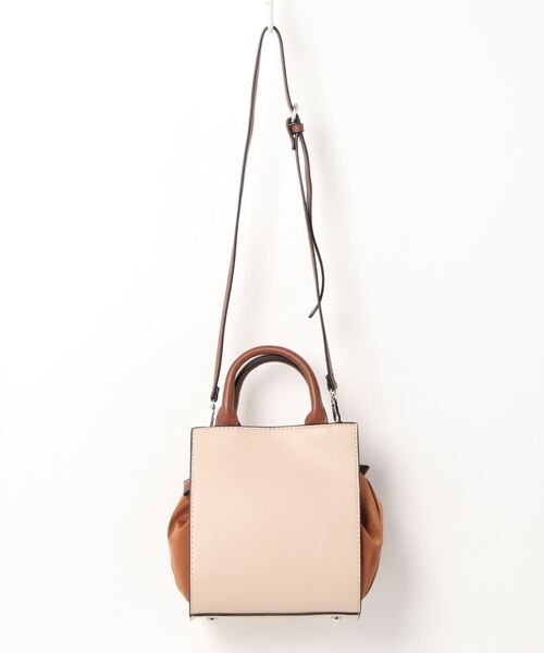 INTERPLANET(インタープラネット)の「ナイロン異素材BAG(ショルダーバッグ・レディース・グレー/ブラウン・フリー)」の3枚目の写真