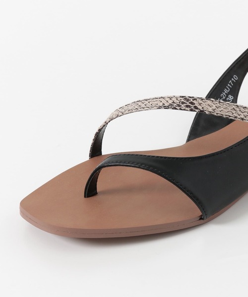 RODE SKO（ロデスコ）の「HELLE スネークコンビサンダル（サンダル・レディース・ホワイト/ブラック・36/37/38）」の14枚目の写真