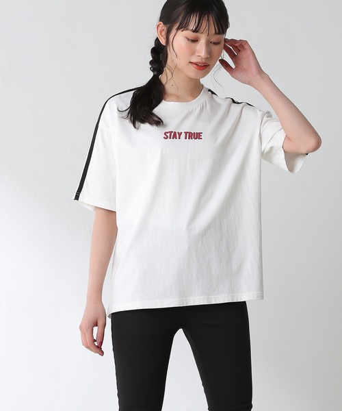 colza(コルザ)の「ライン入りTシャツ(Tシャツ/カットソー・レディース・ブラック/ホワイト×パープル/パープル/ホワイト/オレンジ・M/L/S)」の2枚目の写真