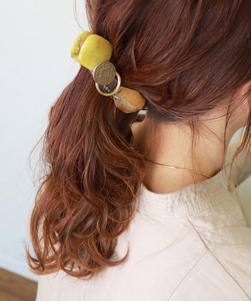 Monocoro toppi（モノコロトッピ）の「クリア ドロップ マーブル バナナクリップ（その他ヘアアクセサリー・レディース・アイボリー/グレー/カーキ・フリー）」の9枚目の写真