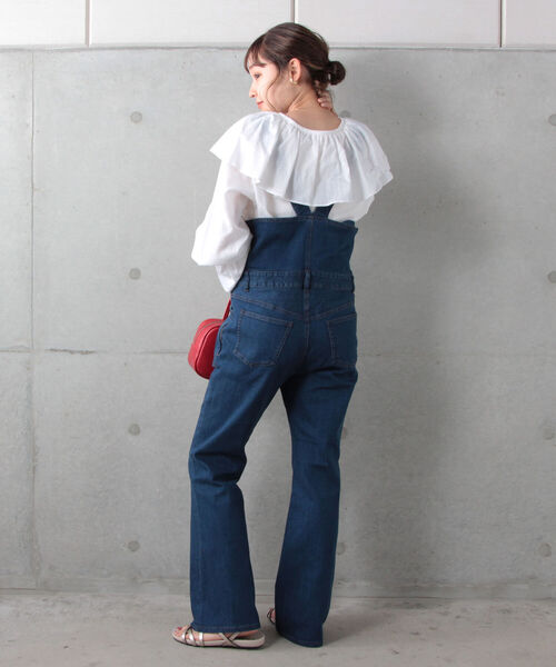 fredy repit(フレディレピ)の「デニムスリムサロペット(サロペット/オーバーオール・レディース・インディゴブルー/ブラック・36/38)」の4枚目の写真