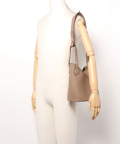 LE MORE(リモア)の「ミニバケットショルダーバッグ(ショルダーバッグ・レディース・ベージュ/ブラウン・FREE)」の6枚目の写真