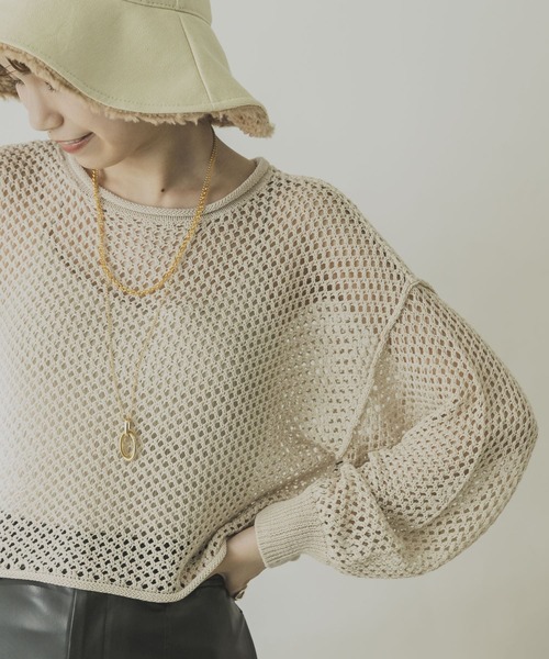 URBAN RESEARCH（アーバンリサーチ）の「メッシュニットプルオーバー（ニット/セーター・レディース・カーキ/ブラック/ベージュ系その他・FREE）」の11枚目の写真