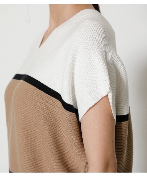 AZUL by moussy（アズールバイマウジー）の「LOOSE PANEL KNIT TOPS/ルーズパネルニットトップス（シャツワンピース・レディース・グリーン/ベージュ系その他/オフホワイト・FREE）」の7枚目の写真