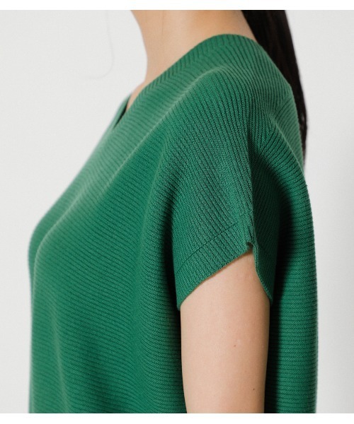 AZUL by moussy（アズールバイマウジー）の「LOOSE PANEL KNIT TOPS/ルーズパネルニットトップス（シャツワンピース・レディース・グリーン/ベージュ系その他/オフホワイト・FREE）」の19枚目の写真